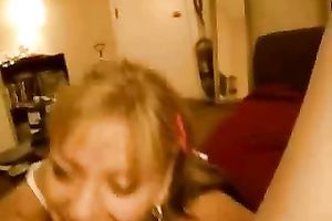 My lesbo GF eats my cunt and makes out with me