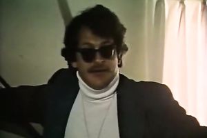 Two voluptuous retro sluts please one favourable man and play with his balls