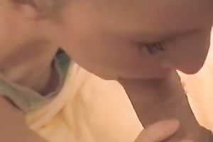 Cum longing girlfriend is giving me a blow job on camera