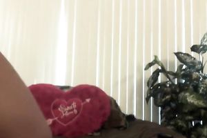 Titillating Indian doll with large milk shakes is posing naked for cam