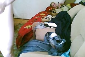 Skanky sweetheart thinks that babe knows how to give a nice oral sex