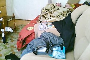 Skanky sweetheart thinks that babe knows how to give a nice oral sex