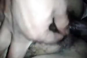 Drilling older bitch's hairy cookie in the missionary pose