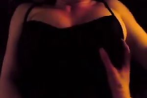 I love the way my wife's large pointer sisters flail about during the time that fucking