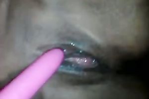 Voluptuous ebon amateur wife acquires her undressed cookie actually juicy