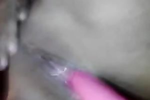 Voluptuous ebon amateur wife acquires her undressed cookie actually juicy