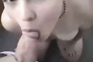 What a cute brunette hair whore we have this day for auditions