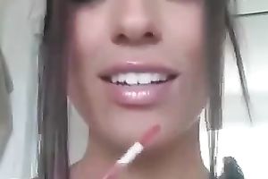 Webcam solo with my cute GF applying her lipstick and making lipprints