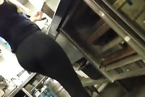 Sizzling white bitch wearing shorts acquires caught on my hidden webcam in a shop
