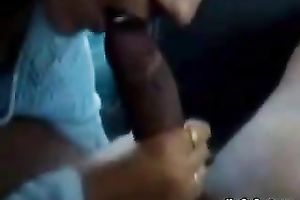 Dark head Indian doxy polishes large hard pecker thoroughly