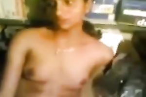 My GF does have a valuable love tunnel and I like playing with her fuckhole