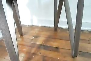 My bulky girl fingers her coochie and squirts like a fountain