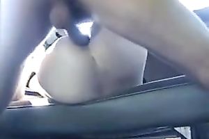 I love to fuck my super lascivious girlfriend in my car