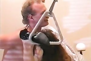 Filthy patients acquire screwed by slutty Doc in FFM three-some