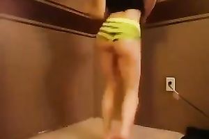 Amazing twerking solo show with my cute ex girlfriend