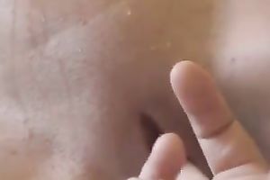 Check out my hawt girlfriend floating in the bathtub