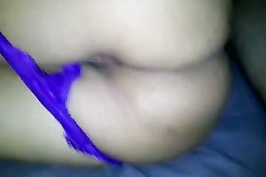 Fingering my wife's bushy cookie and cumming on her butt