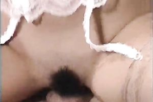 With her shaggy and juicy love tunnel this white honey rode that dick hard