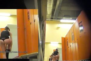 This chick has a excellent body and that well-developed bum wow