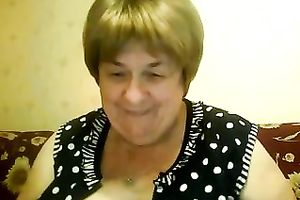 Webcam solo with a immoral bulky granny masturbating