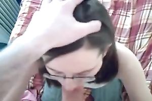 Slutty brunette hair wearing glasses shows her oral-service skills to me