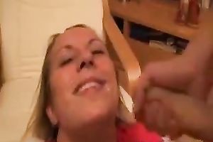 Mrs Claus is a a-hole floozy and that babe likes getting drilled in the ass