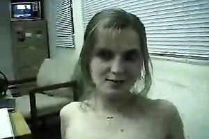 Dirty white wench deepthroats my penis to try her luck