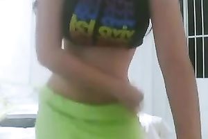 My bootyful girlfriend in short petticoat knows how to twerk