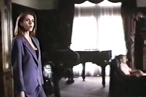 Retro dark brown with terrific ass receives drilled in the sideways pose