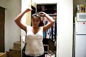 My hawt GF knows how to take off her clothing in a lustful manner