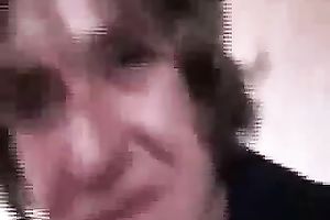 Hungry and nasty doxy sucks my weenie until this babe acquires a facial