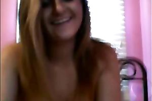 Watch me stripping for hundreds of lustful online viewers