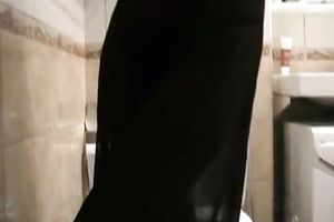 Solo video with an non-professional blonde flashing her fur pie and pissing