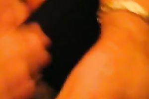 Obese brunette hair mama shows her handjob skills in homemade episode