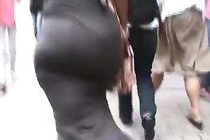 This mouth-watering goddess can hypnotize any dude with her large gazoo