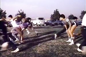 Pretty brunette hair college white wife blows penis of her boyfriend in the van