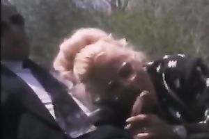 Four eyed aged wench can't live without engulfing large beefy pole