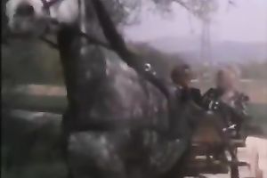 Four eyed aged wench can't live without engulfing large beefy pole