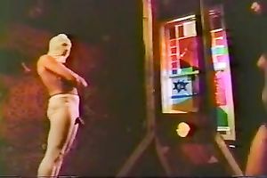 Cock hungry chick loved to engulf that big weenie of her ally