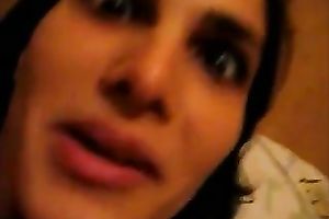 This unthinkably slutty dark brown knows how to give astounding fellatio