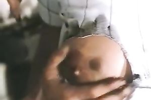 Blonde perverted floozy gave a good oral pleasure to the mechanic