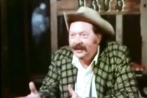 Cowboy acquires laid with cute but brazen hussy at the barnyard