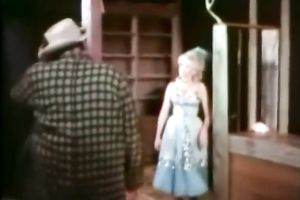 Cowboy acquires laid with cute but brazen hussy at the barnyard