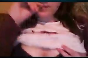 Amateur dark brown hotwife flashes her pantoons for the livecam