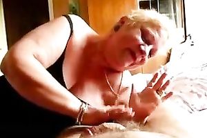 Super excited granny knows how to give a perfect tugjob