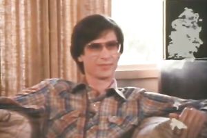 Two hawt brunettes with valuable asses have fun with the chap