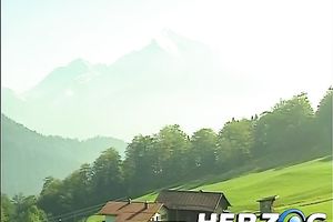 Two desirous harlots share a weiner in awesome FFM retro video