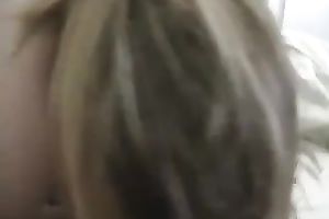 Plump dilettante skank shows her oral job and cook jerking skills to me