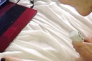 Homemade solo with my lover toying her muff indoors