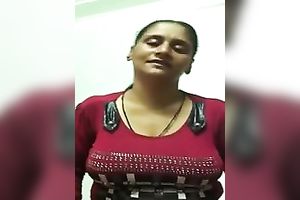 Webcam episode with Indian mama showing her saggy melons